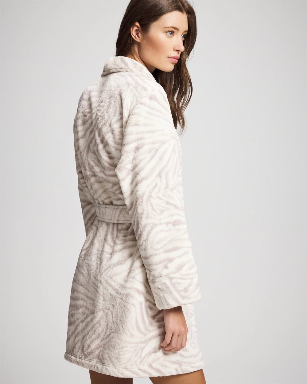 Plush Short Robe - ZEBRA ZEN GRAY GLASS | Soma Women