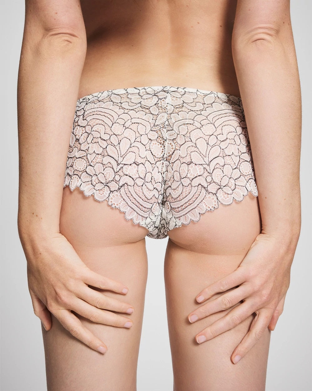 Corded Lace Cheeky Hipster Panty - IVORY/BLACK CD | Soma Women