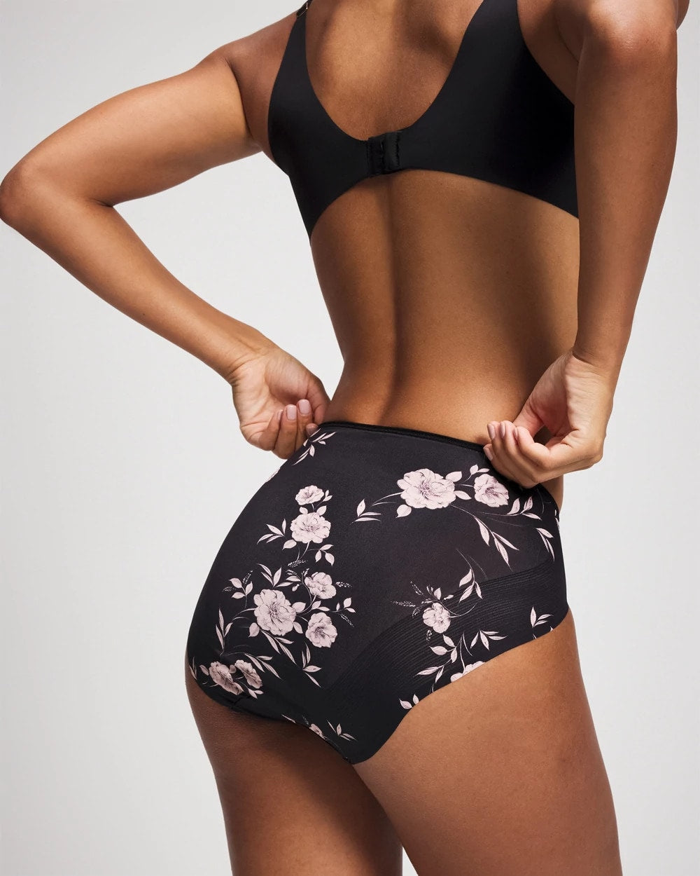 High-Leg Brief Panty - NOSTALGIA FLORA M BLACK | Soma Women